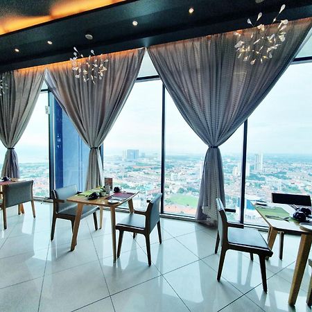The Shore Hotel & Residences Malacca Exterior photo