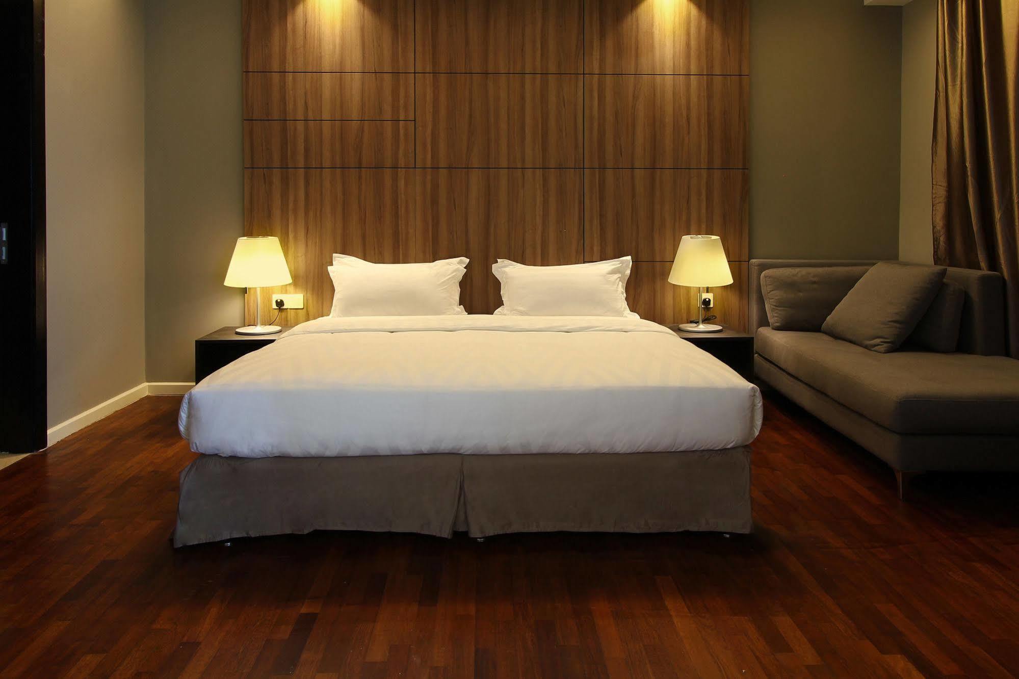 The Shore Hotel & Residences Malacca Exterior photo